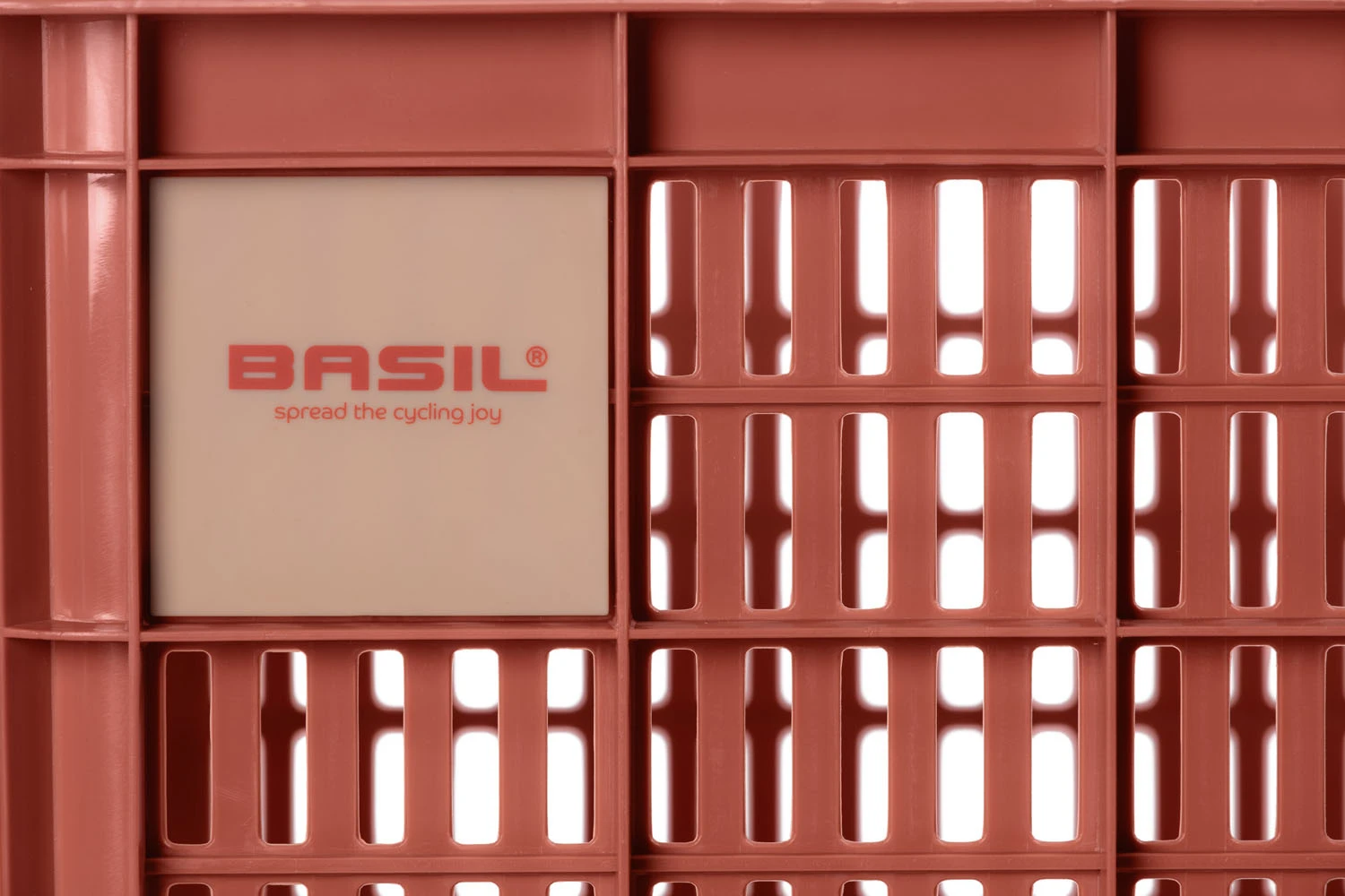 Basil Crate Bicycle Crate Recycled M 29,5 Liter Red- 21137 - Image 3