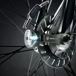 Reelight Lighting Set SL150 Steady Light Dynamo Black -Optimal Bike Store reelight verlichtingsset sl150 inductiedynamo v brakes zwart 2 346343 20191223142147
